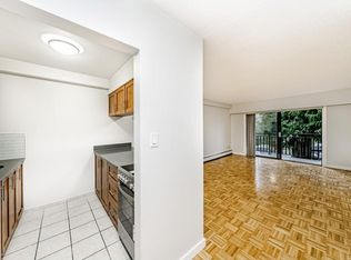 155 19th Street, East, North Vancouver, BC V7L 2Y9