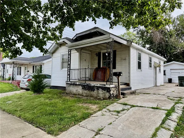 724 S Stone St, Decatur, IL 62521