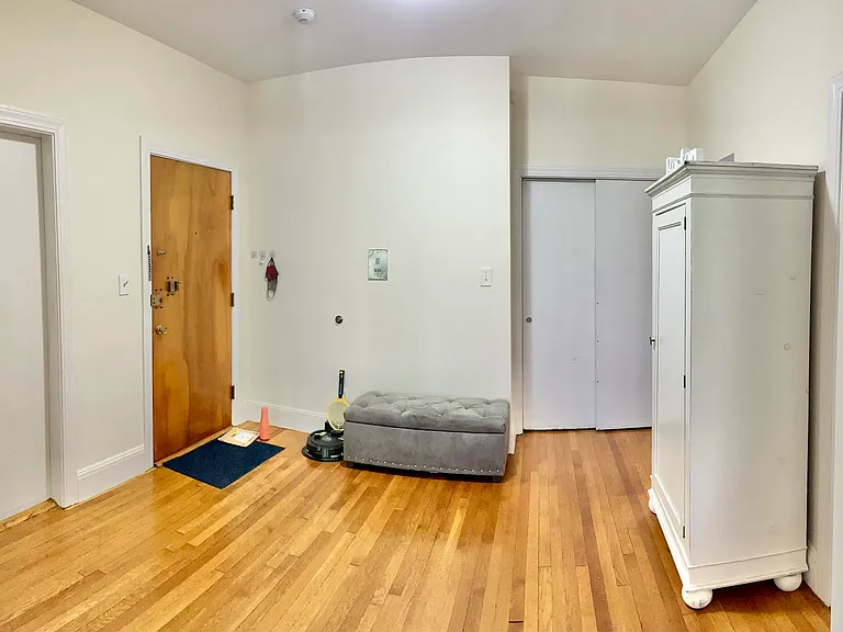 45-60 Longwood ave — Photo 15