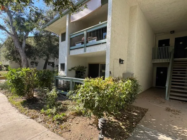 23643 Park Capri Unit 37, Calabasas, CA 91302