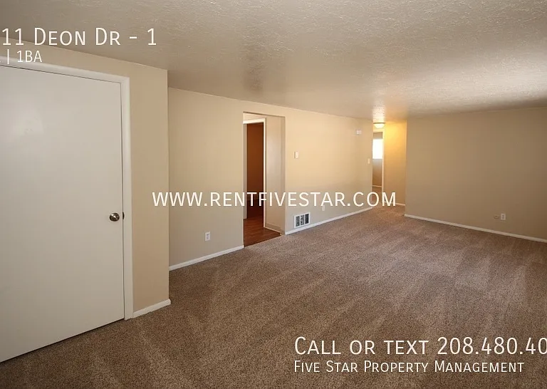 1011 Deon Dr #1 — Photo 4