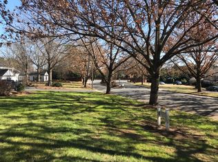 7022 Quail Hill Rd, Charlotte, NC