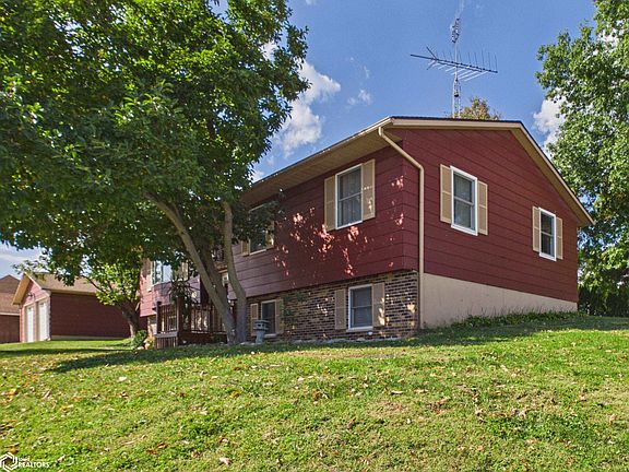 4th image of 608 S 18th St