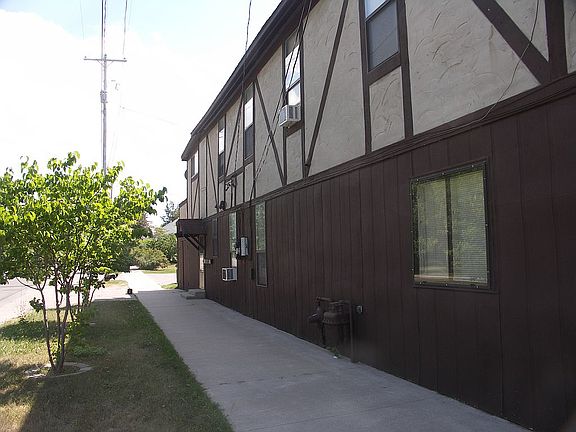 3-One Bedroom+3 Two Bedroom