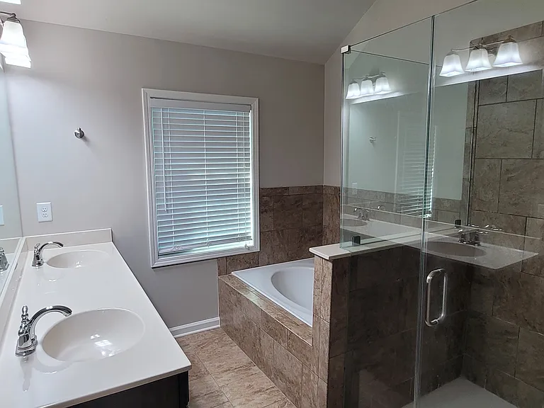 4185 Baverton Dr — Photo 15