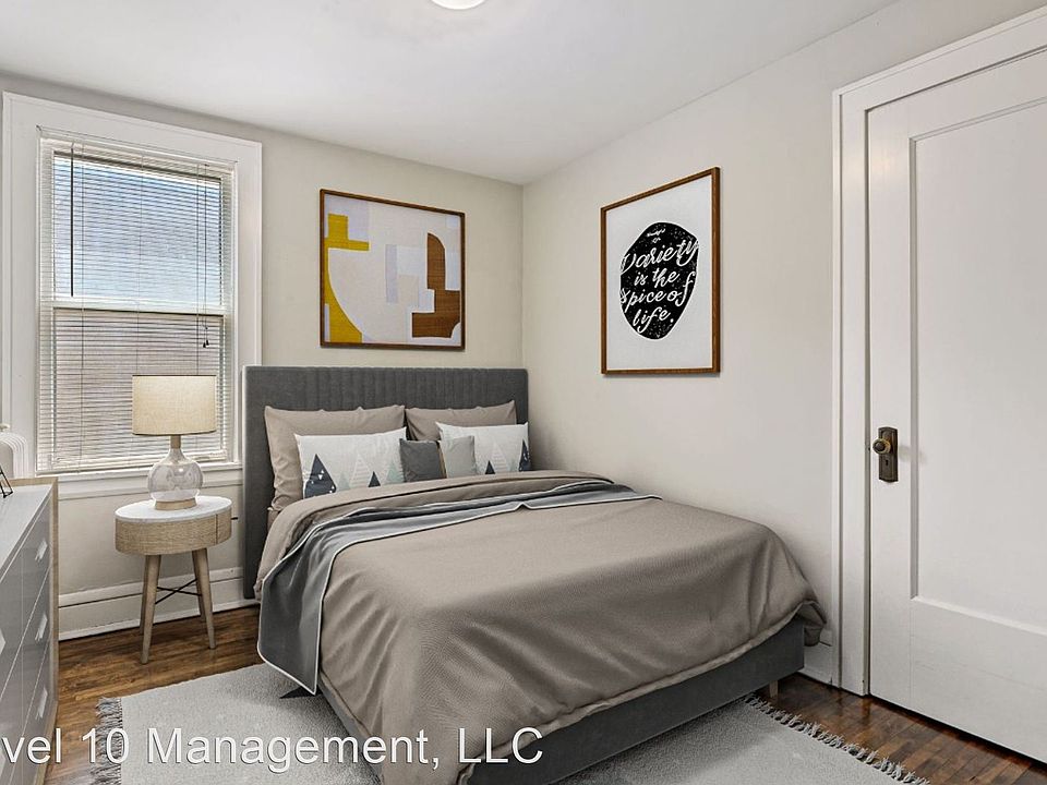 1st image of 1200 W Franklin Ave #17930917