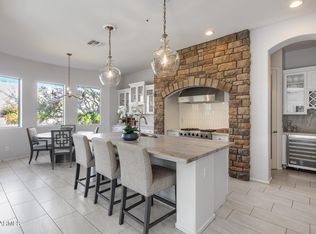 2340 W Horsetail Trl, Phoenix, AZ 85085