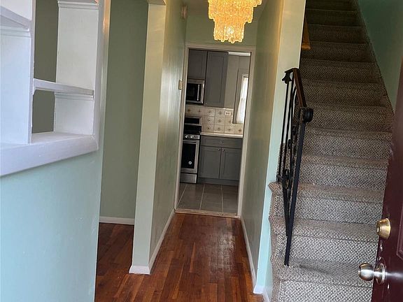 2nd image of 110-40 176 Street