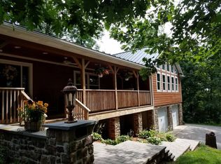 318 Pleasant Corner Ct, Red Lion, PA 17356