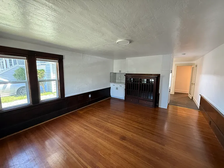 1012 Oak St #A — Photo 2
