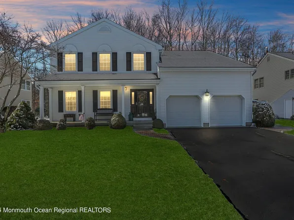 37 Nottingham Drive, Eatontown, NJ 07724