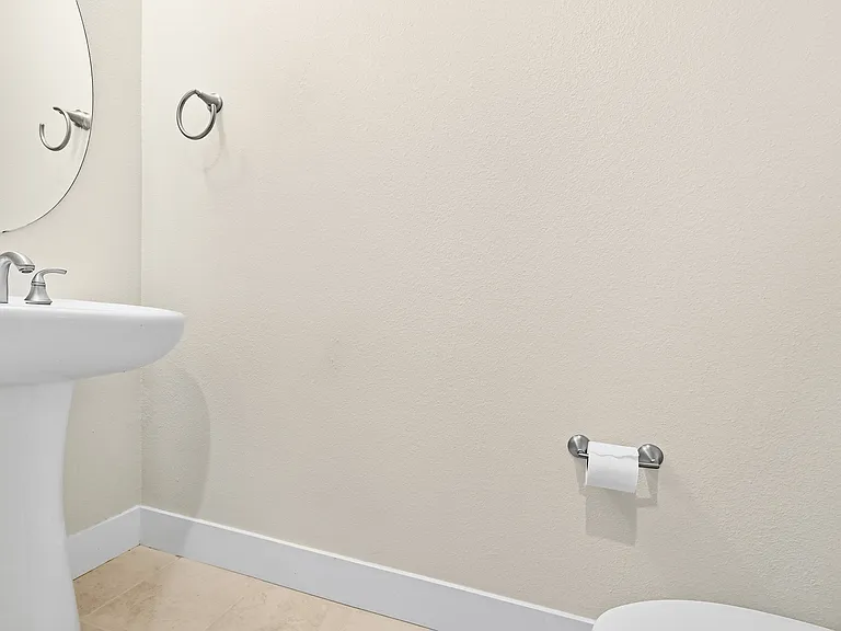 2065 San Luis Ave — Photo 19