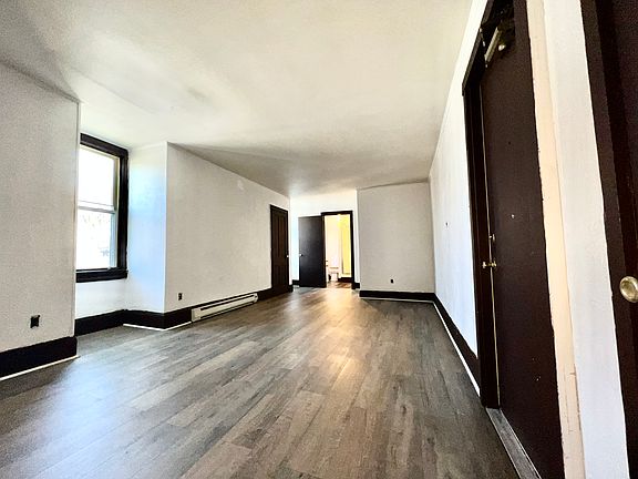 5th image of 457 S Main St #15A