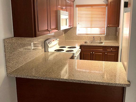 5th image of 6041 W 24th Ave #103