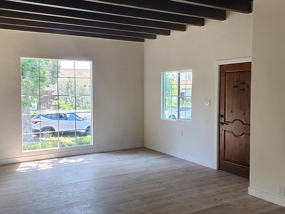 5th image of 2077 Kerwood Ave