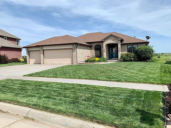 4th image of 6440 Saline Dr