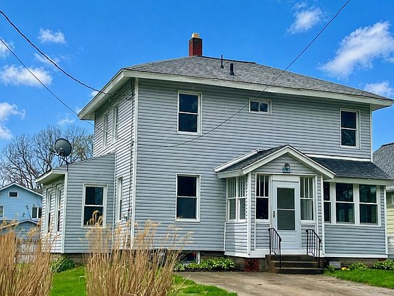 2nd image of 426 Harvey Ave
