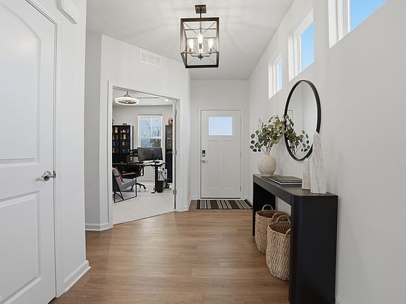 4th image of 15398 Montfort Dr
