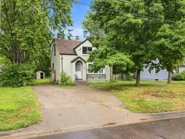 5432 Bryant Ave N, Brooklyn Center, MN 55430