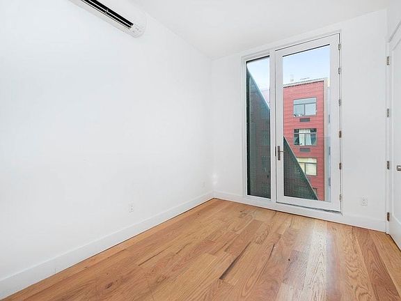 4th image of 127 Troutman St #F2