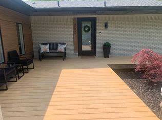 4050 Waverly Pl, Ann Arbor, MI 48105