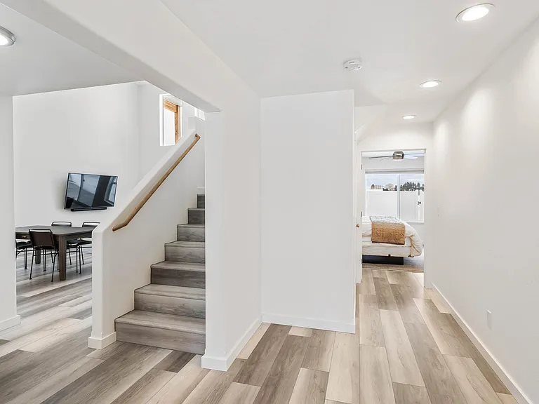 2135 Black Bird Ln — Photo 3