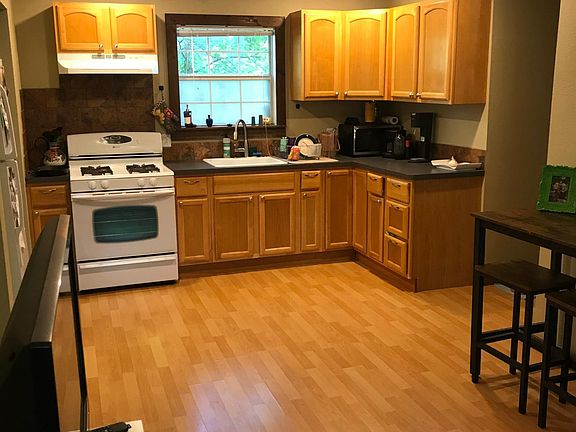 2nd image of 2109 Brackenridge St APT B
