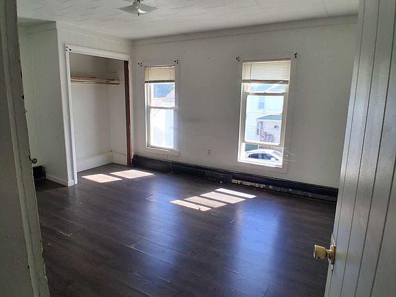 4th image of 31 Hill St