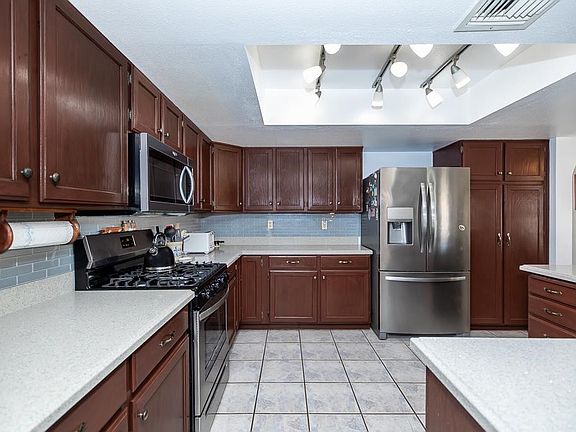 5th image of 2291 W 12th Ln