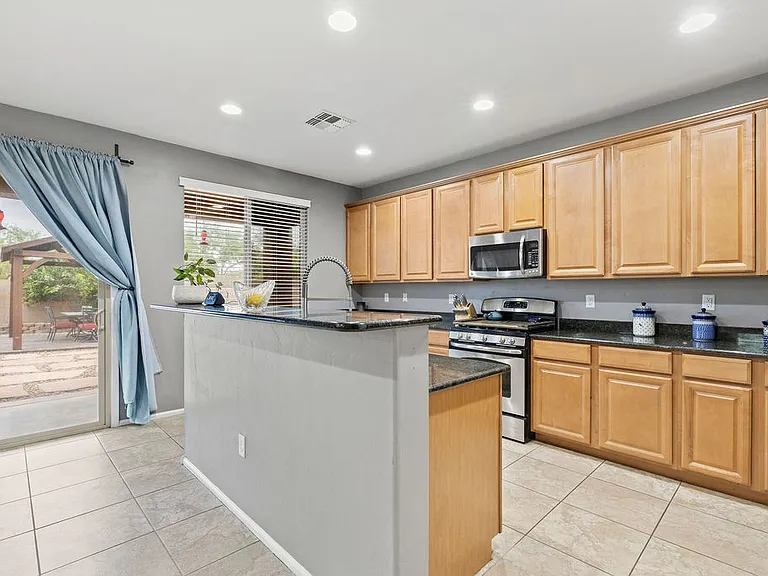 11904 W Farmall Dr — Photo 12
