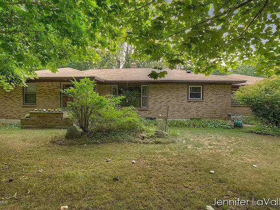2nd image of 6355 Samrick Ave NE