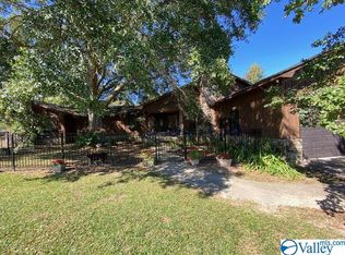 161 Oakland Dr, Gadsden, AL 35901