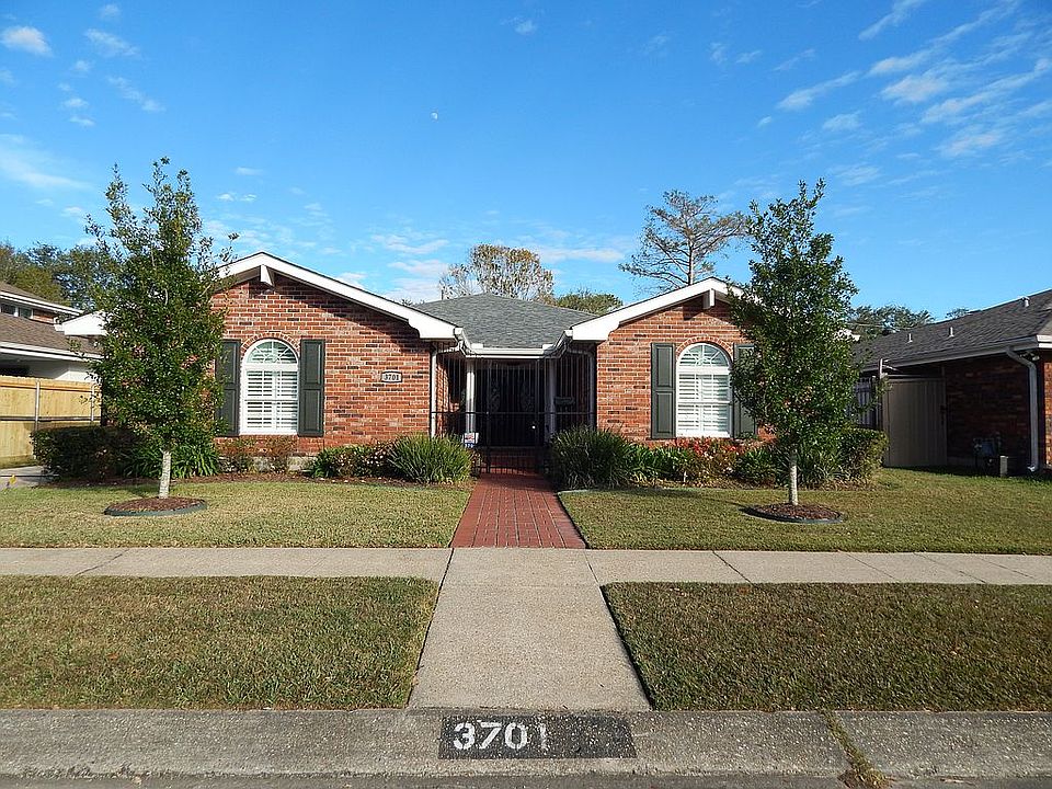 1st image of 3701 N Turnbull Dr