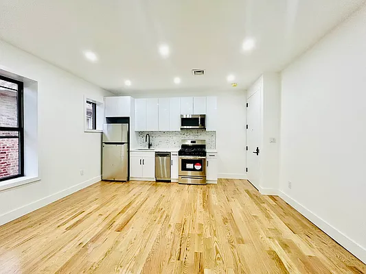 Rented by GROOME REALTY LLC | media 1