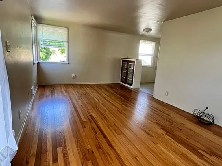 327 Nevada St #1-5 — Photo 8
