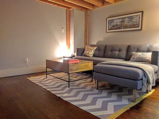 Rented by Manhattan Management LLC | media 11