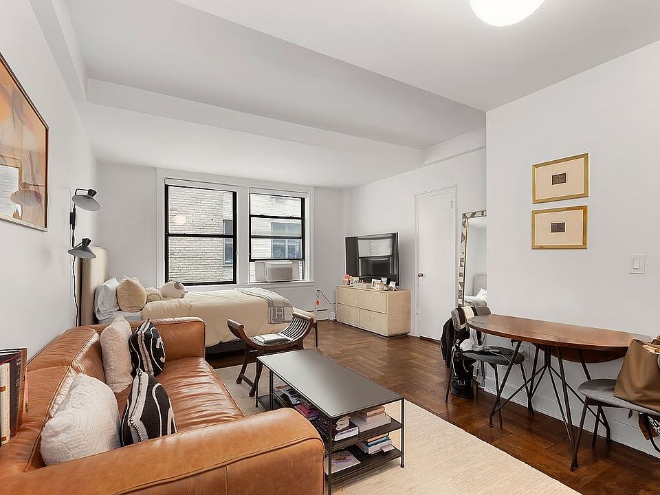 1st image of 20 W 72nd St APT 1103