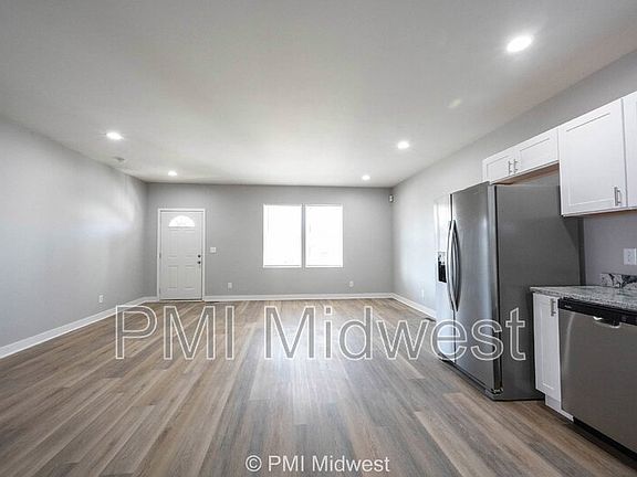 5th image of 2028 Southeastern Ave #A