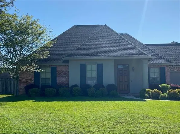 116 Fayedaye Dr, Madisonville, LA 70447