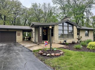 12554 Knoll Rd, Elm Grove, WI 53122