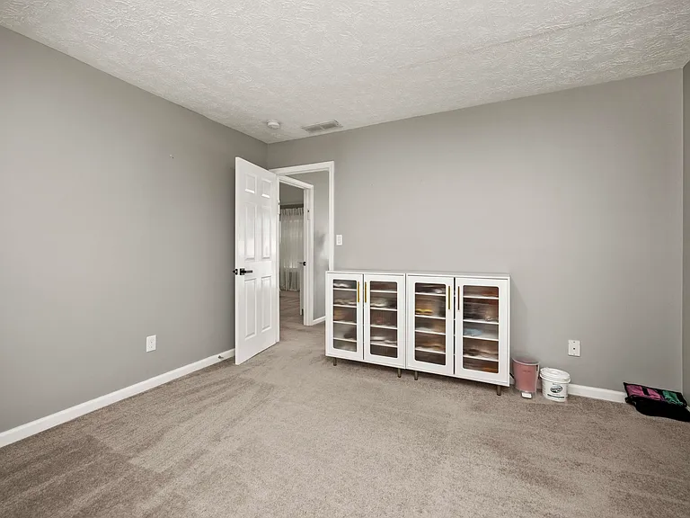4016 Kenesaw Dr — Photo 38
