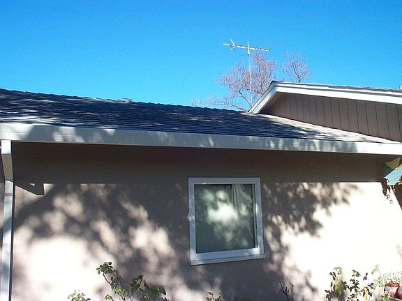 3rd image of 4921 Priscilla Ln