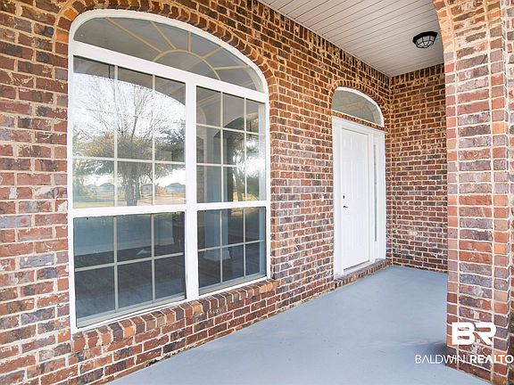 4th image of 4240 Augusta Dr