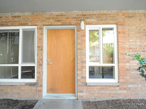Apt 2 - Entry