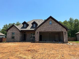 17116 Crooked Oak Dr, North Little Rock, AR 72120