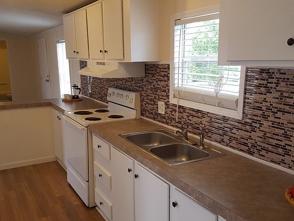 2nd image of 129 Havenwood Dr