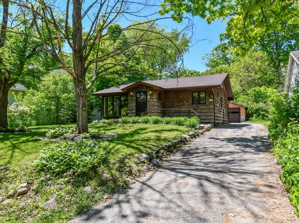 48 Humboldt PARKWAY, Williams Bay, WI 53191