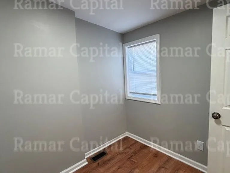 281 Walnut St — Photo 3