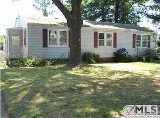 134 Belshaw Ave, Eatontown, NJ 07724