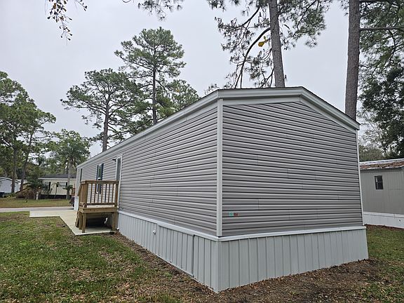 2nd image of 2662 Fresno Dr #594